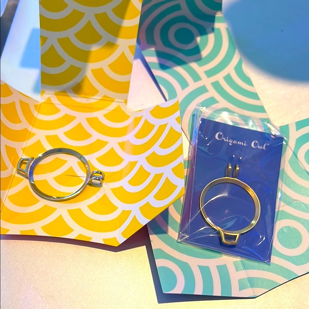 Origami Owl Gold and silver locket collector accessory ring nwt